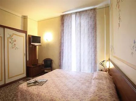 Riviera Отель Рапалло