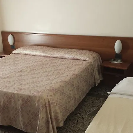 Riviera Hotel 3*
